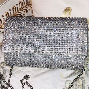 Formal bling clutch